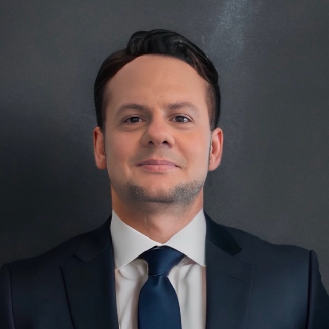 Executive headshot of Jared Mastroianni